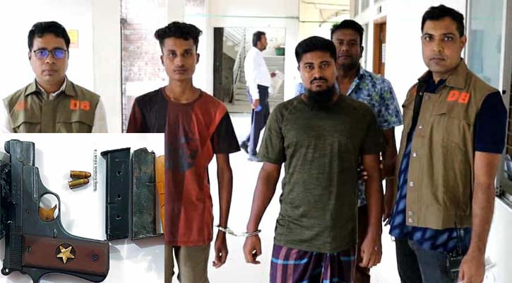 কাভার্ড ভ্যানের চালকের আসনের নিচে ছিল আগ্নেয়াস্ত্র